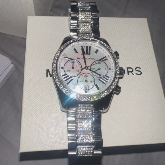 Michael Kors Watch - Picture 1 of 2